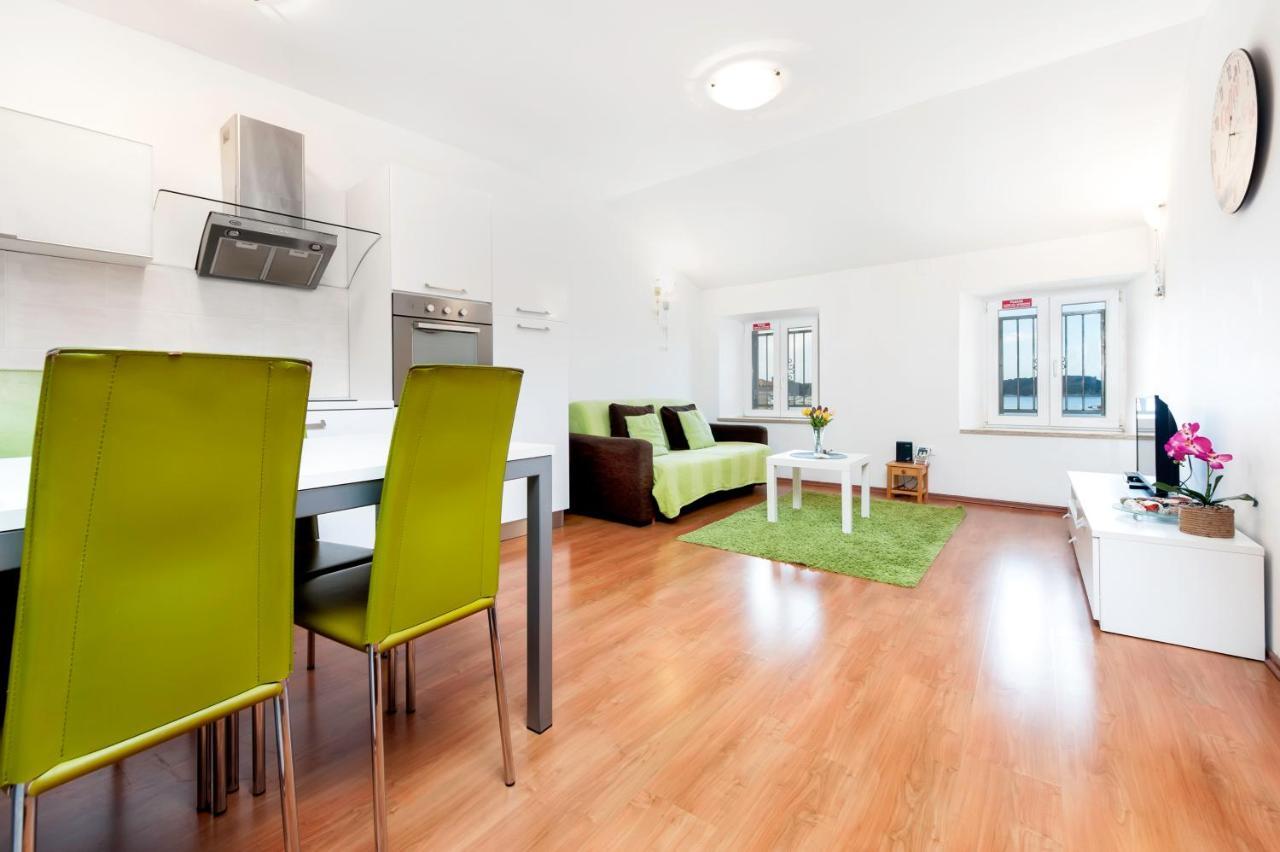 רוביני Sea View Apartment מראה חיצוני תמונה