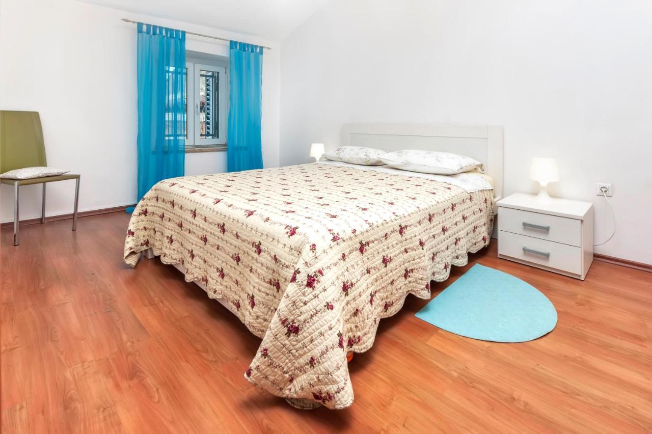 רוביני Sea View Apartment מראה חיצוני תמונה